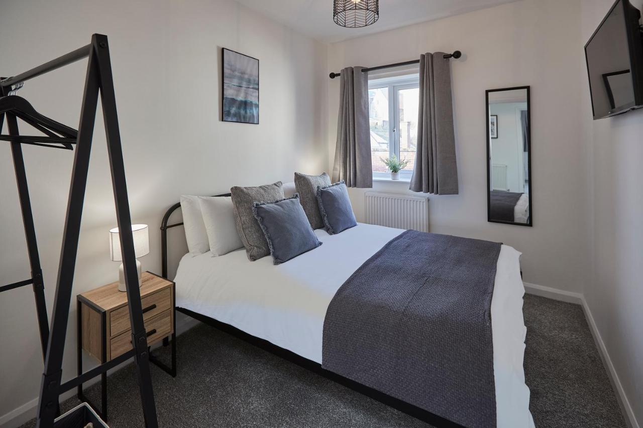Host & Stay - Endeavour Apartments Уитби Экстерьер фото